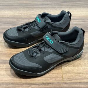 Giro Ventana Women’s Fastlace Shoes in Dark Shadow Gray Size 9
